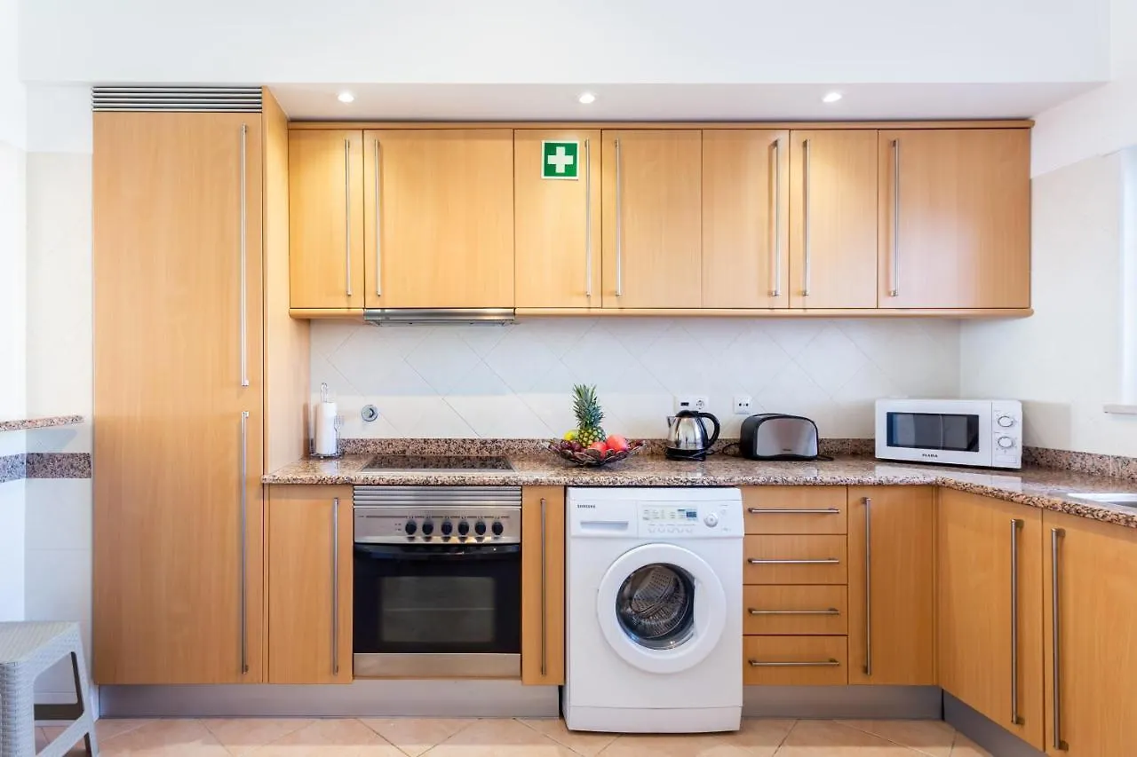 Lovely 2 Bedroom Apartment Including Pool, Stunning Ocean Views & Beach Closeby Luz