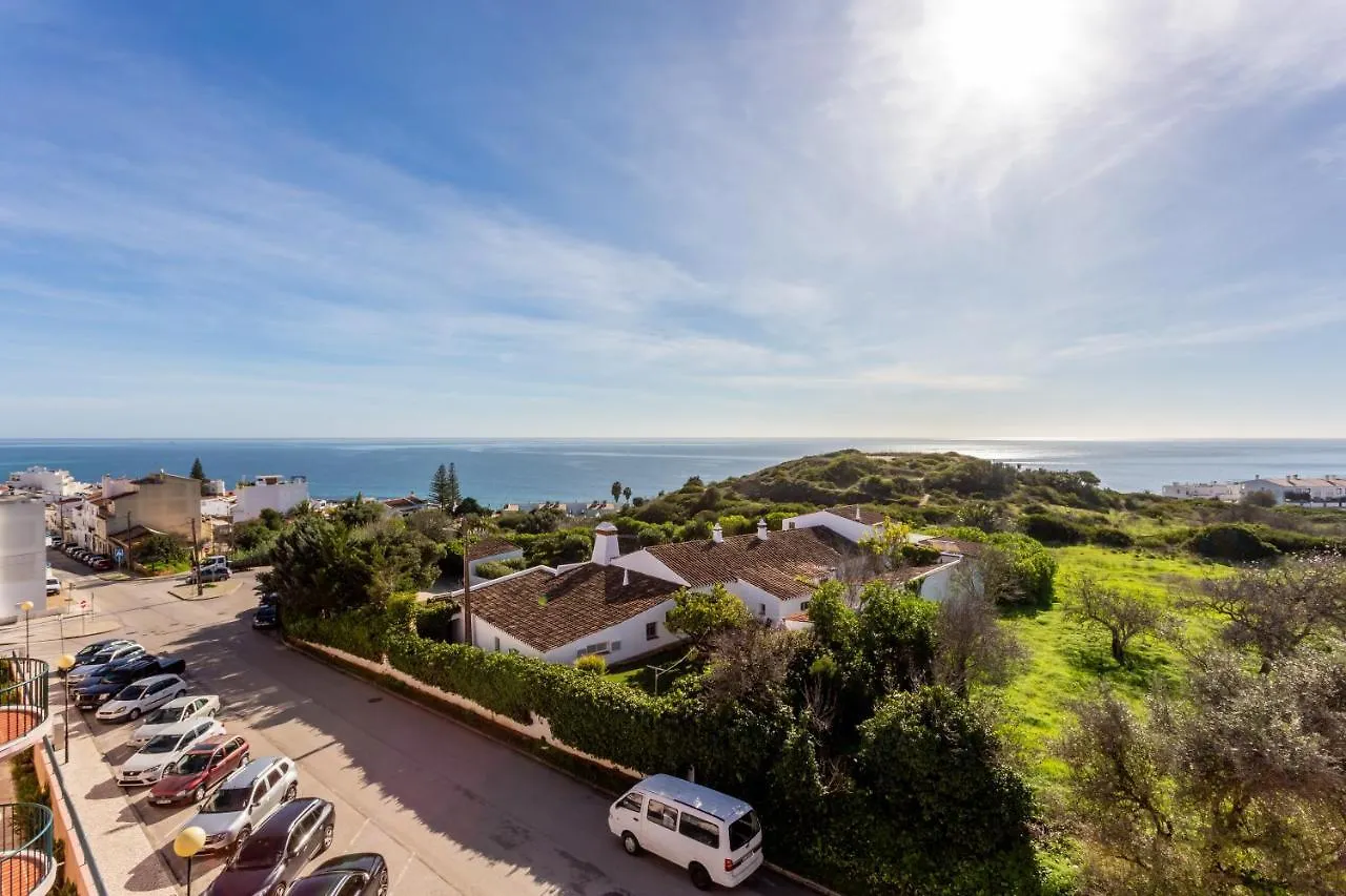 Lovely 2 Bedroom Apartment Including Pool, Stunning Ocean Views & Beach Closeby Luz